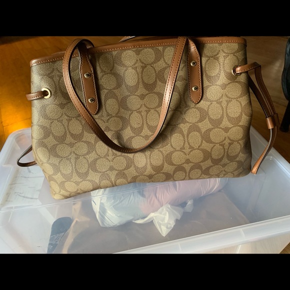 Coach Bag 😍 - Picture 2 of 5